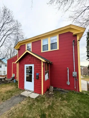 85 School Street Millinocket ME 04462