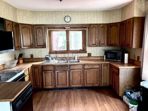 85 School Street Millinocket ME 04462