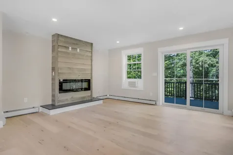 52 Woodbrey Lane Standish ME 04084