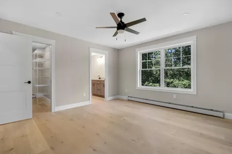 52 Woodbrey Lane Standish ME 04084