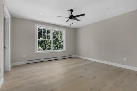 52 Woodbrey Lane Standish ME 04084