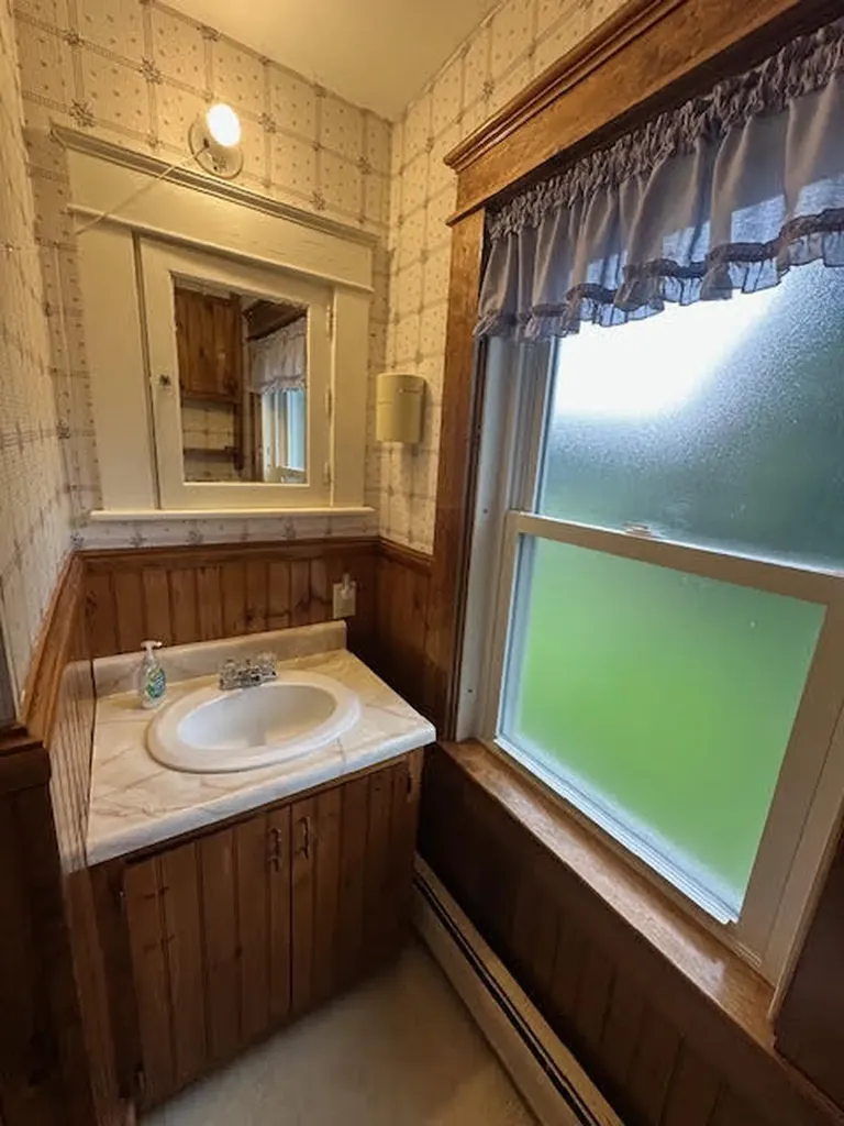 38 Mount Ephraim Road Searsport ME 04974