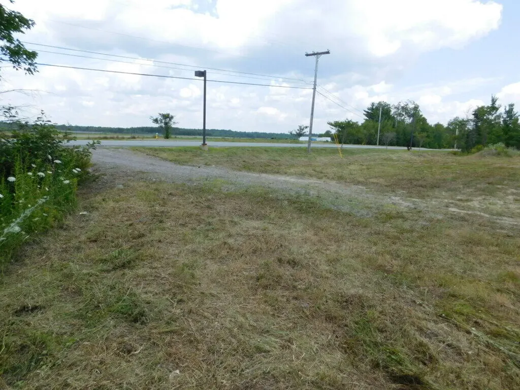 35 Airport Road Old Town ME 04468