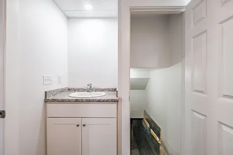 12 Dill Street Lewiston ME 04240
