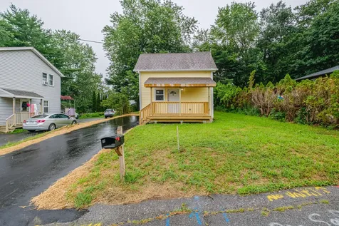 12 Dill Street Lewiston ME 04240