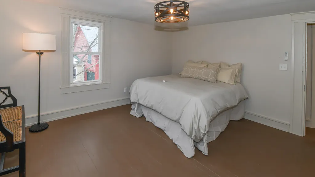 20 N High Street Bridgton ME 04009