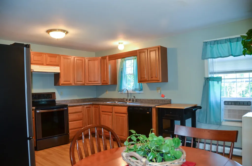 54 Pleasant Hill Road Augusta ME 04330