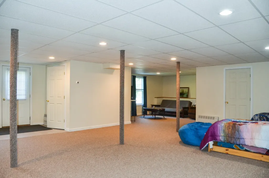 54 Pleasant Hill Road Augusta ME 04330