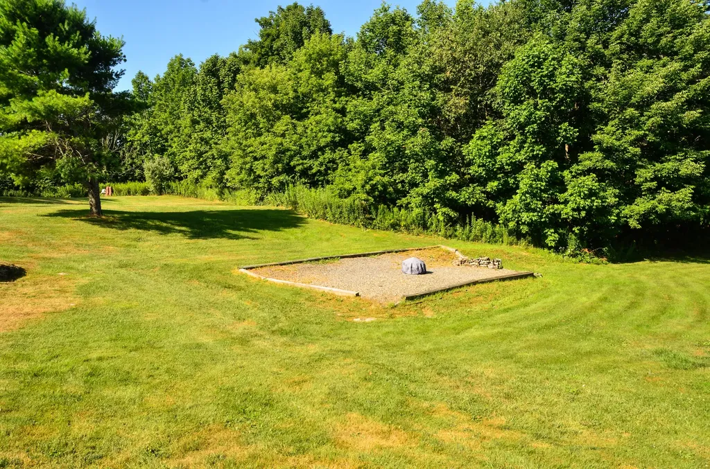 54 Pleasant Hill Road Augusta ME 04330