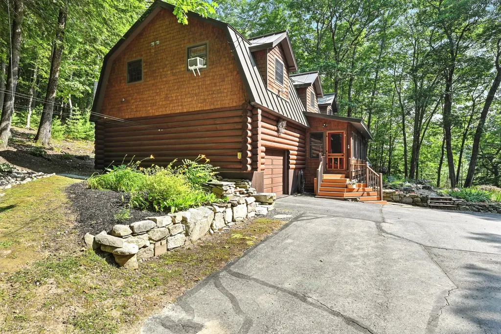 507 Augusta Road Rome ME 04963