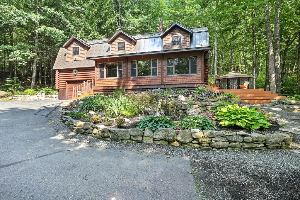 507 Augusta Road Rome ME 04963