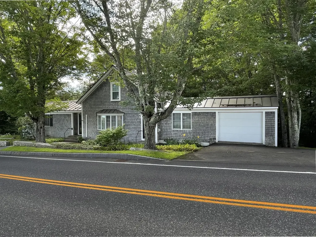 80 Academy Hill Road Newcastle ME 04553