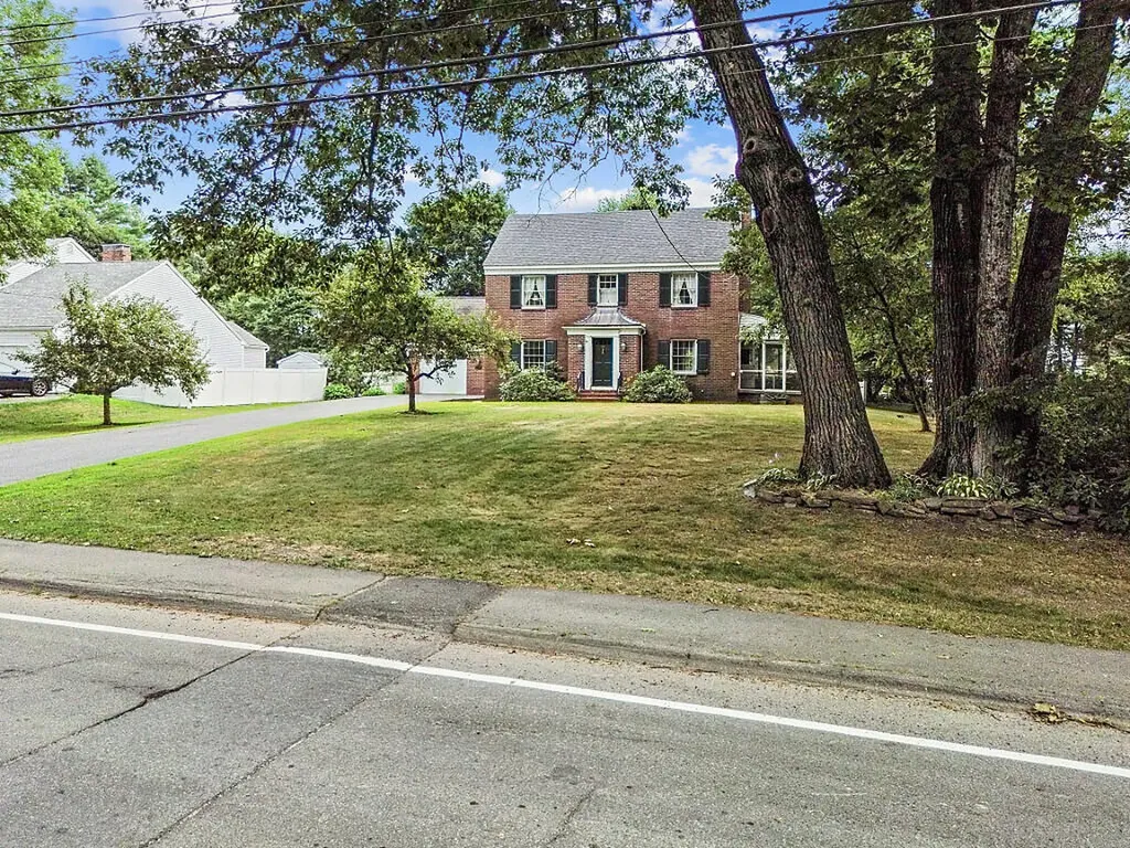 118 Mayflower Hill Drive Waterville ME 04901