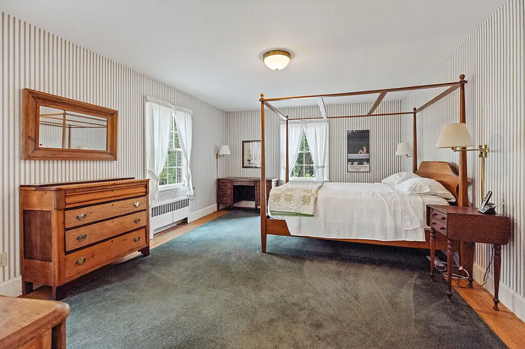 118 Mayflower Hill Drive Waterville ME 04901