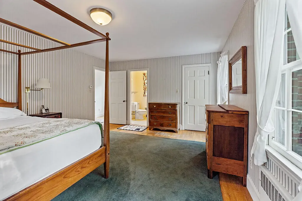 118 Mayflower Hill Drive Waterville ME 04901