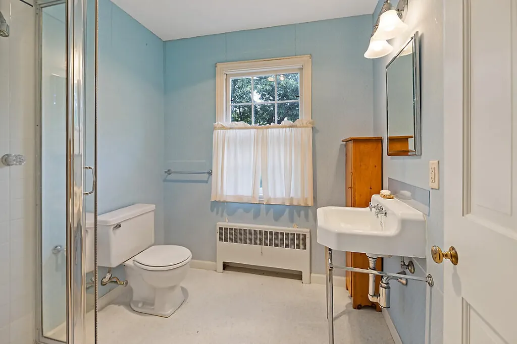 118 Mayflower Hill Drive Waterville ME 04901