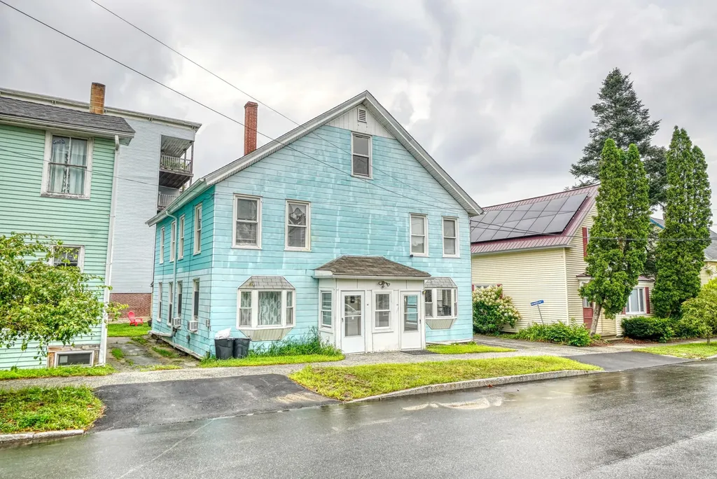 41 Dunn Street Auburn ME 04210