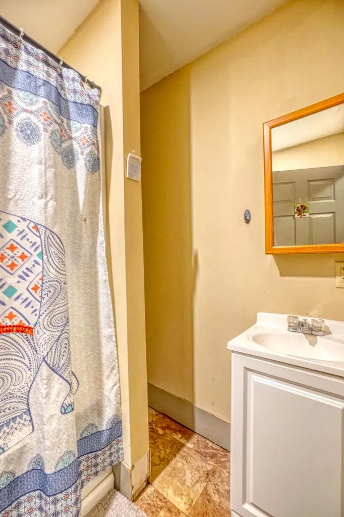 41 Dunn Street Auburn ME 04210