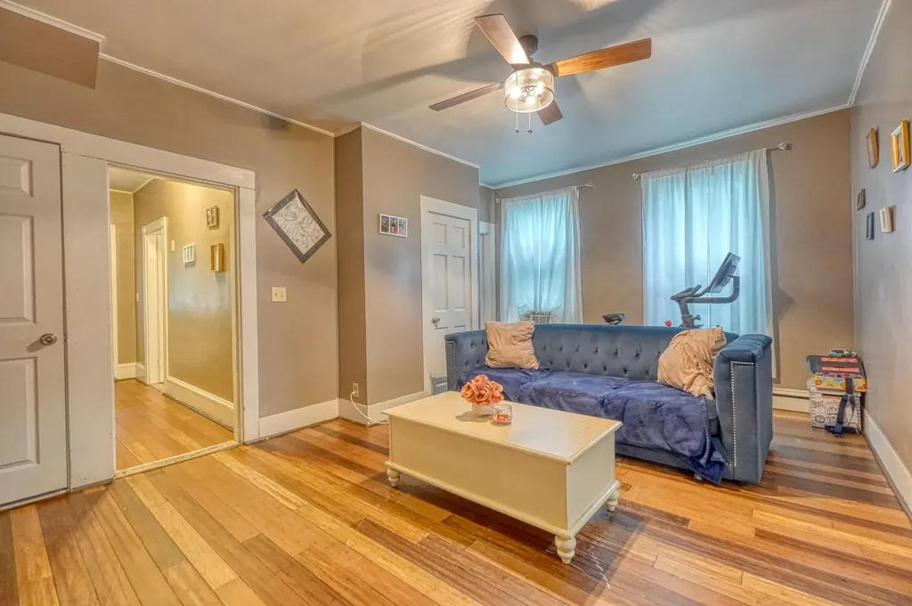 41 Dunn Street Auburn ME 04210
