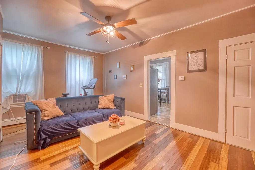 41 Dunn Street Auburn ME 04210
