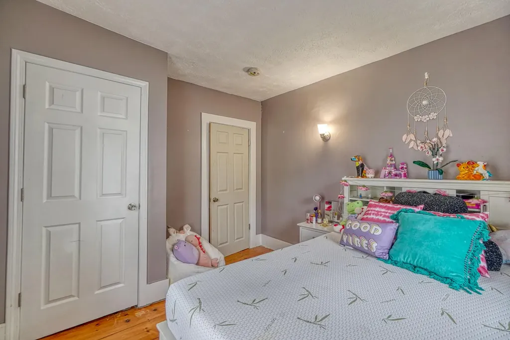 41 Dunn Street Auburn ME 04210