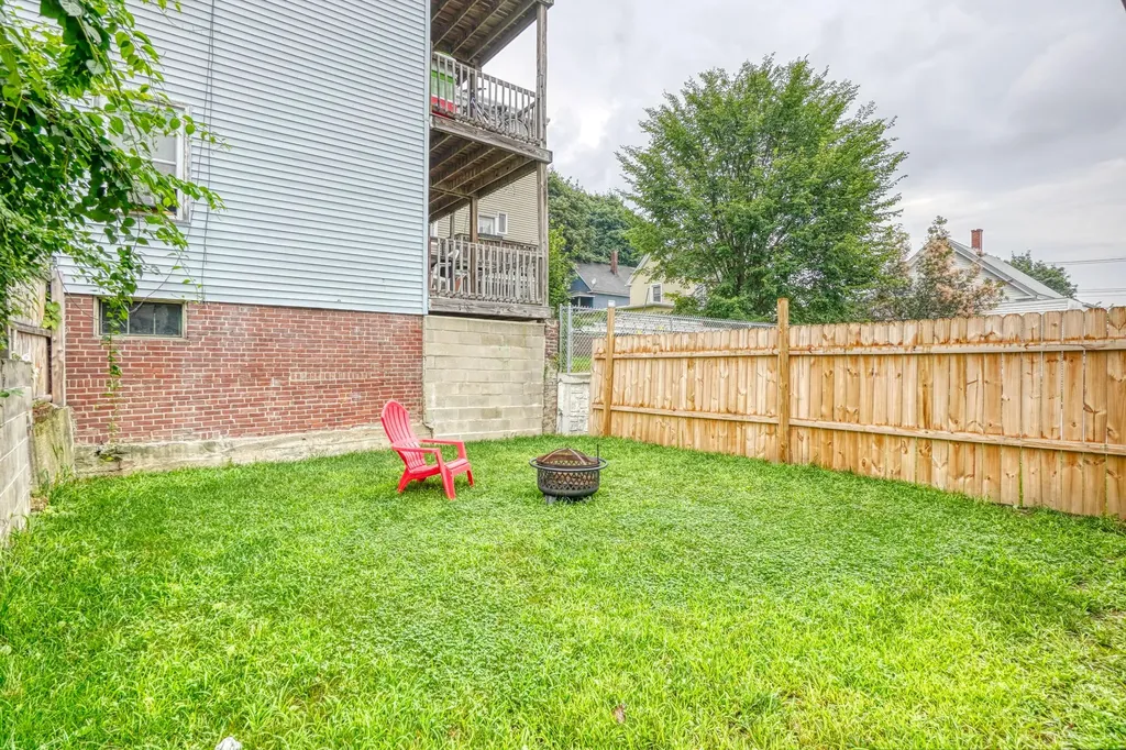 41 Dunn Street Auburn ME 04210