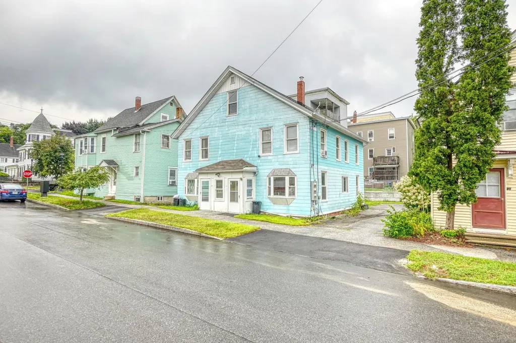 41 Dunn Street Auburn ME 04210
