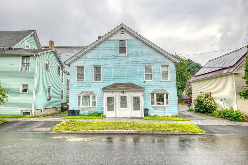 41 Dunn Street Auburn ME 04210
