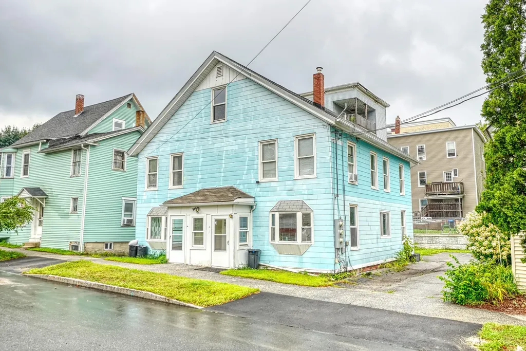 41 Dunn Street Auburn ME 04210