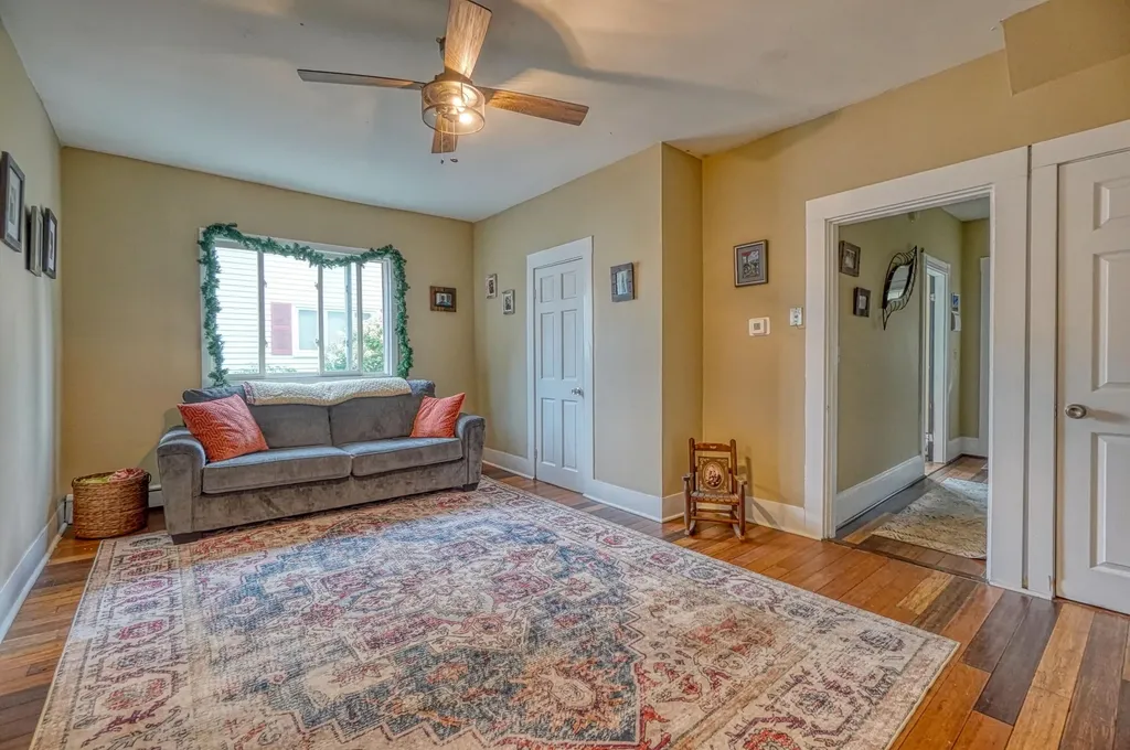 41 Dunn Street Auburn ME 04210