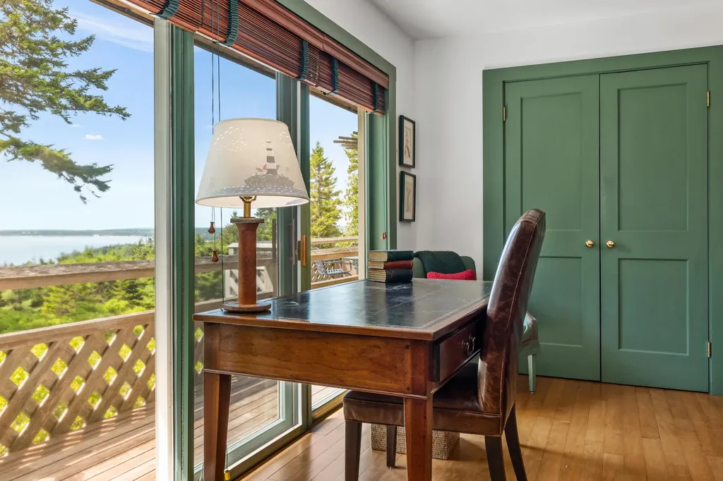 4 Highlands (Northeast Hrbr) Lane Mount Desert ME 04662