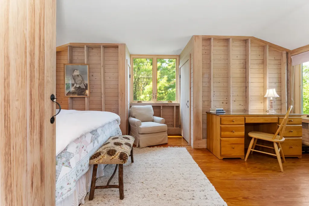4 Highlands (Northeast Hrbr) Lane Mount Desert ME 04662
