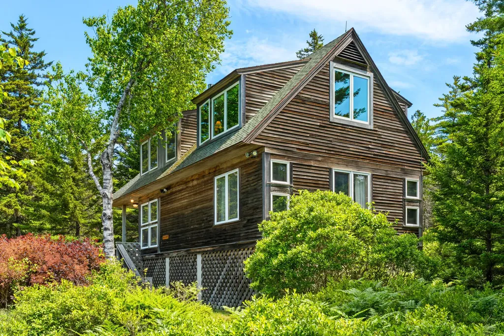 4 Highlands (Northeast Hrbr) Lane Mount Desert ME 04662