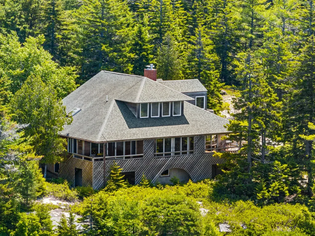 4 Highlands (Northeast Hrbr) Lane Mount Desert ME 04662