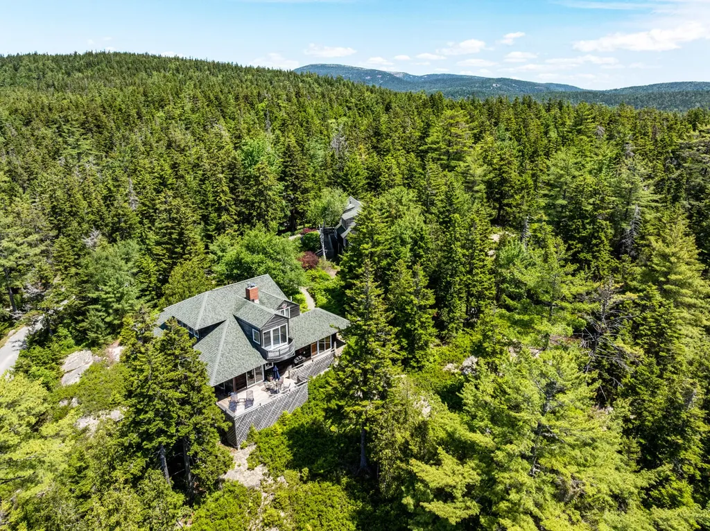4 Highlands (Northeast Hrbr) Lane Mount Desert ME 04662