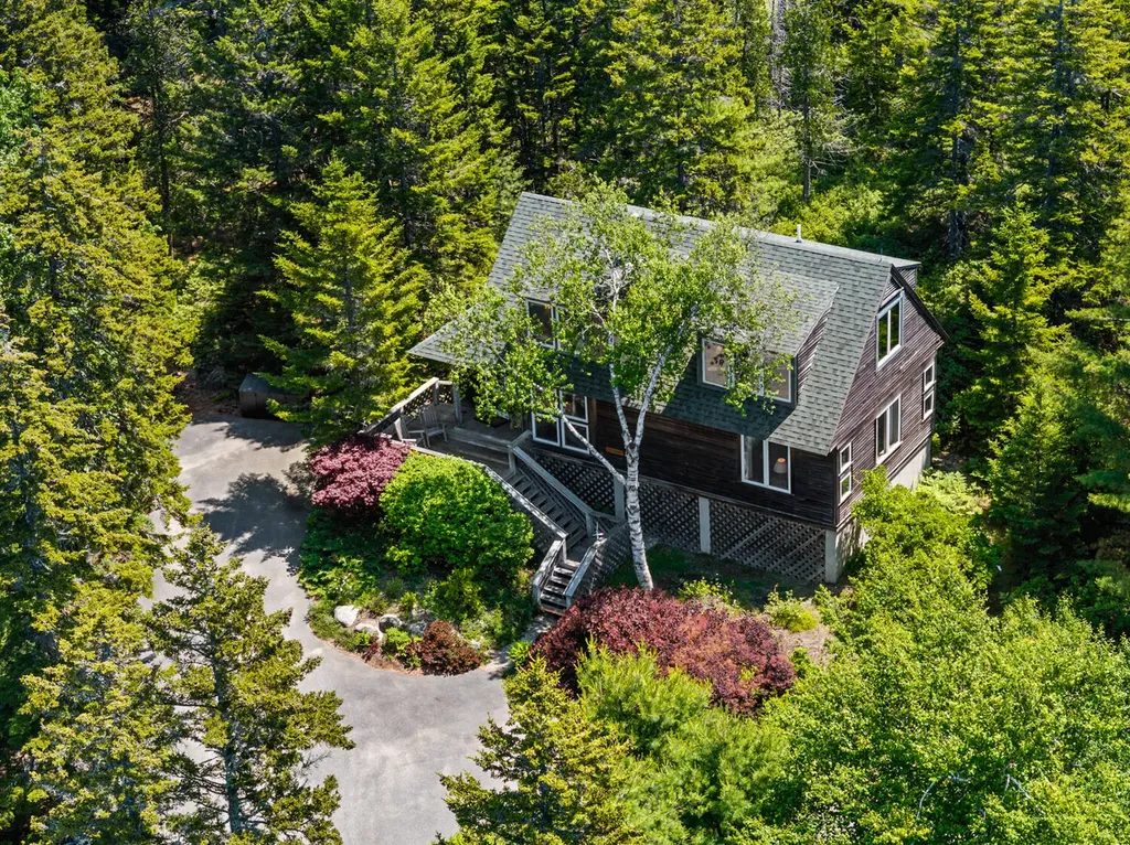 4 Highlands (Northeast Hrbr) Lane Mount Desert ME 04662