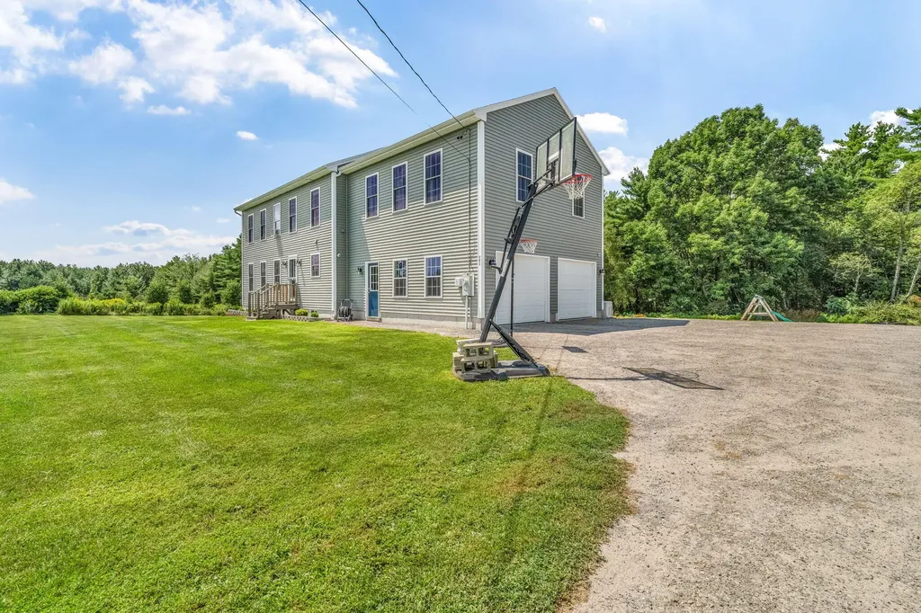 791 Manchester Road Belgrade ME 04917