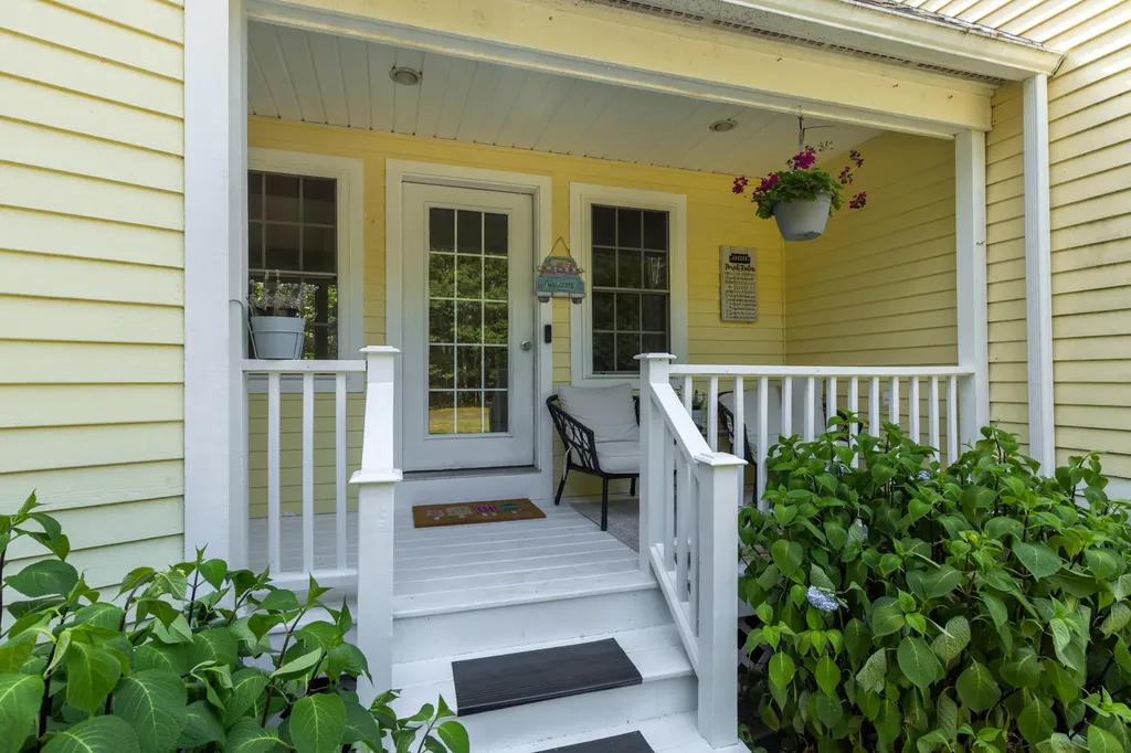 239 Clay Hill Road York ME 03902