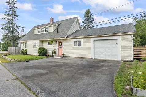 64 Bridge Street Berwick ME 03901