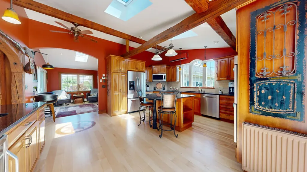 46 Killeran Lane Cushing ME 04563