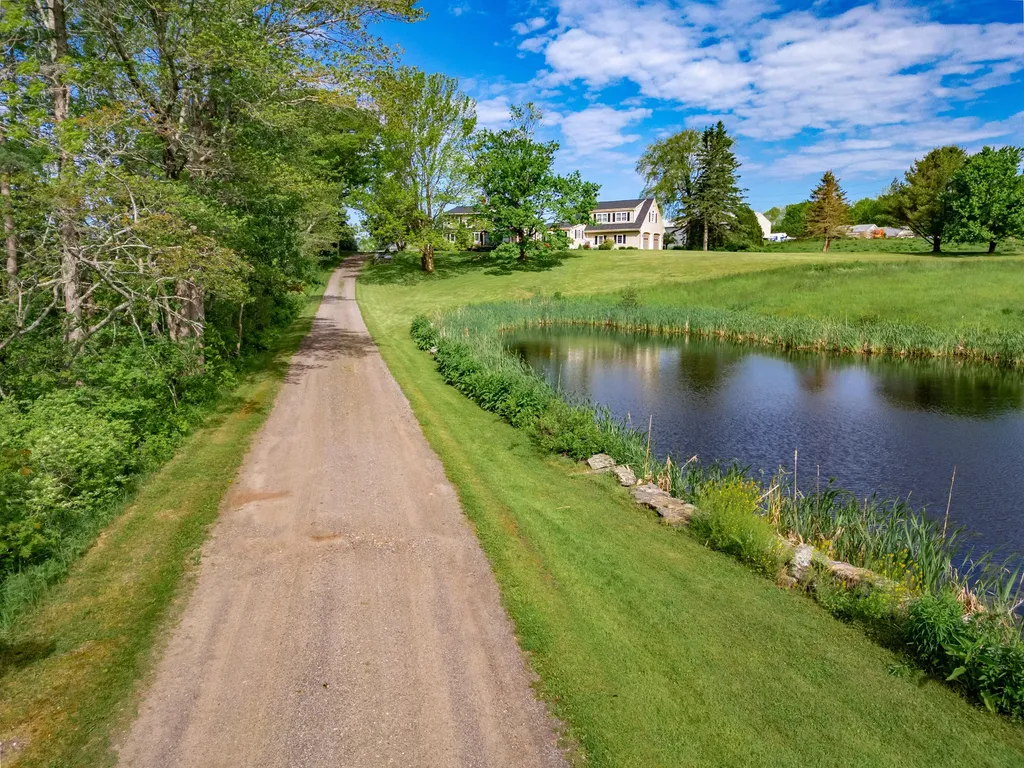 46 Killeran Lane Cushing ME 04563