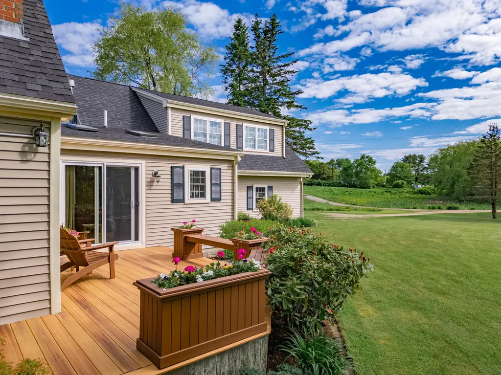 46 Killeran Lane Cushing ME 04563