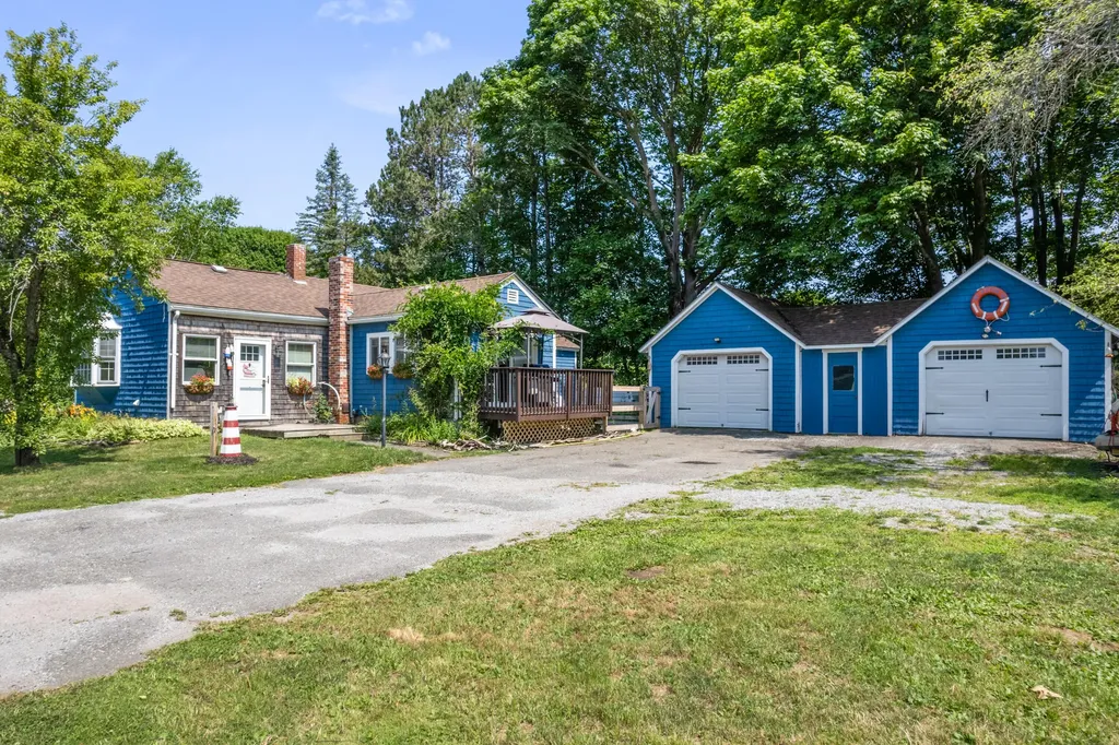 333 Old County Road Rockland ME 04841