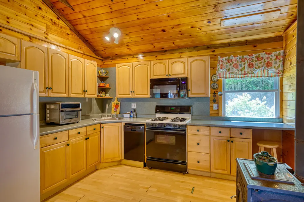 42 S South Cook Road Perry ME 04667
