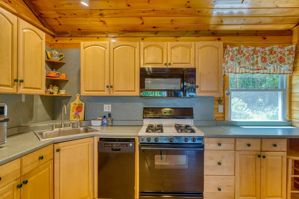 42 S South Cook Road Perry ME 04667