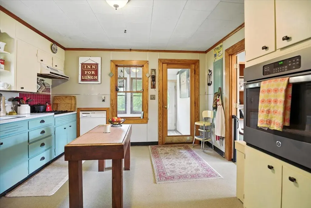 112 Gibbs Mill Road Livermore ME 04253