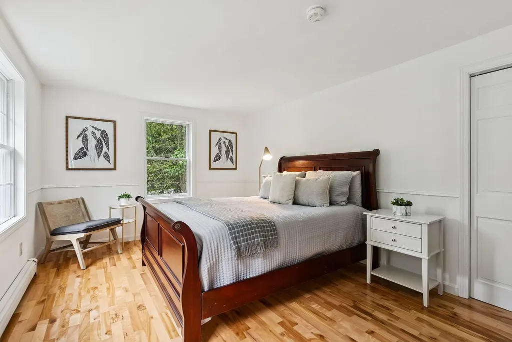 43 Lakeside Drive Falmouth ME 04105