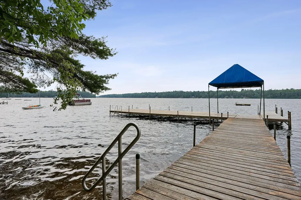 43 Lakeside Drive Falmouth ME 04105