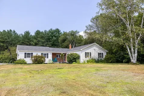 136 Davis Road Farmington ME 04938