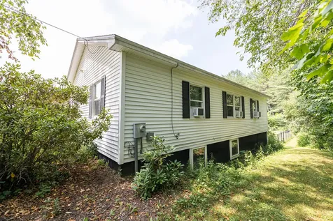 136 Davis Road Farmington ME 04938